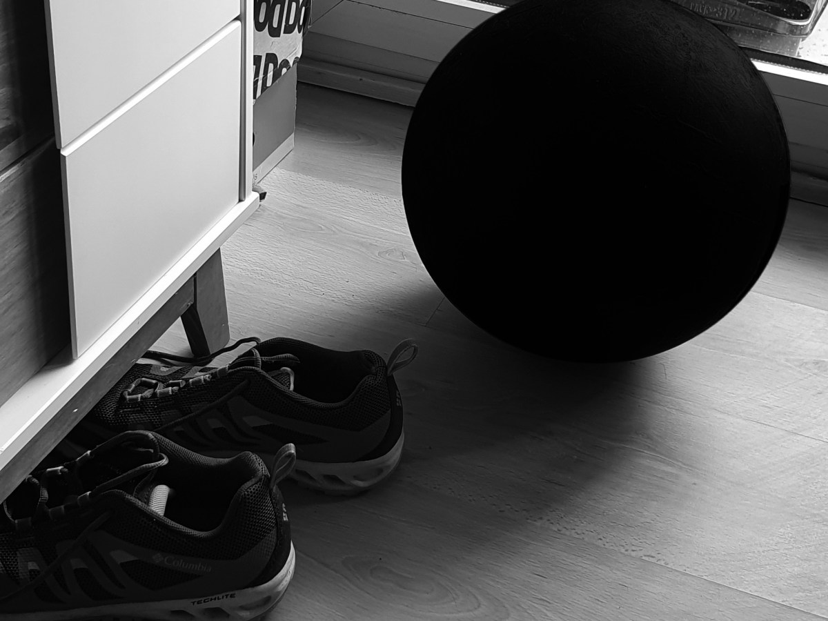 “Dolu-kondentsadorea / Condensador de duelo / Grief condenser. Irene eta gero&nbsp;#11.”